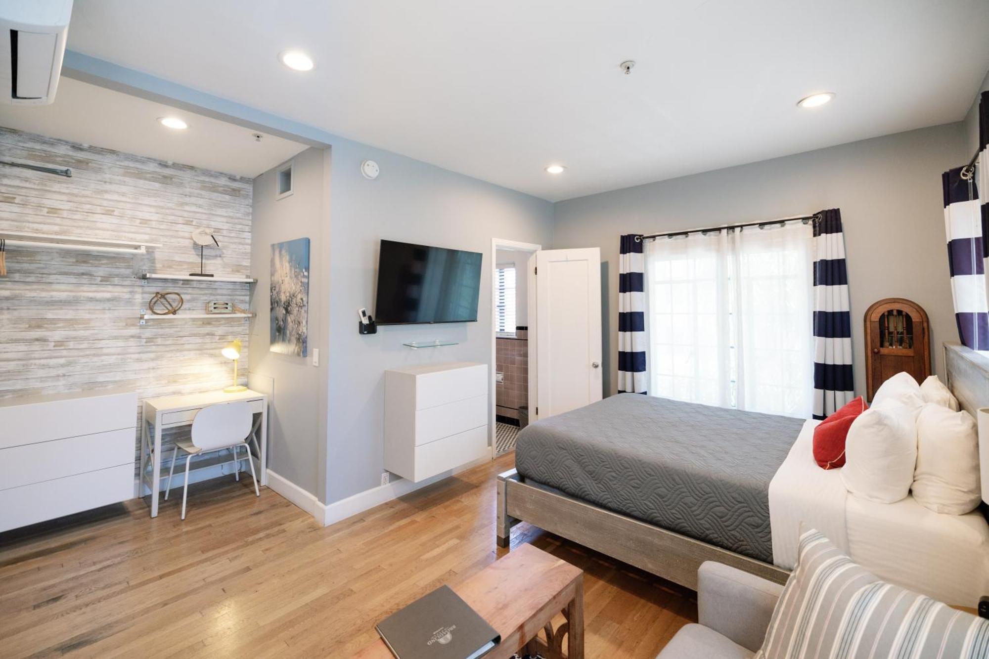 Quaint Studio Suite,1739619511:JPEG
